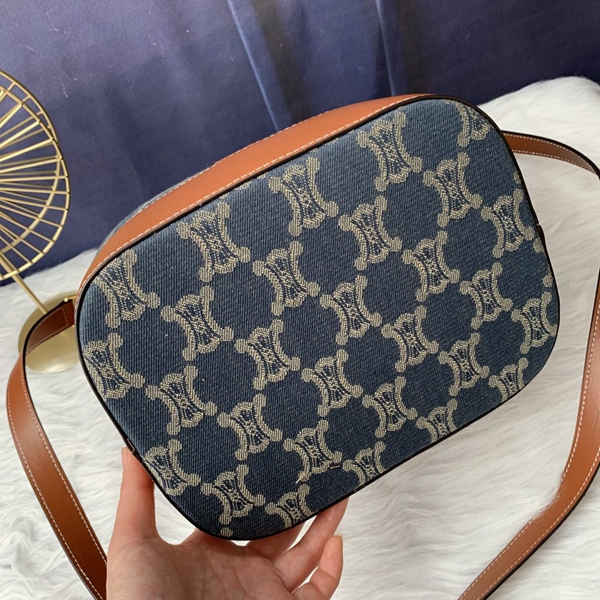 スーパーコピーブランドバッグ内部構造